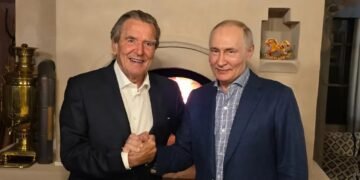 Путин пригласил Шредера домой на День рождения