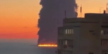 Горит нефть Путина: украинские воины поразили четыре цели, которые финансируют войну России