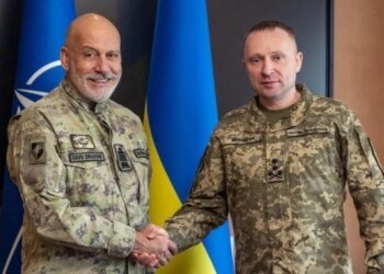 Военный комитет НАТО прибыл в Киев впервые за восемь лет