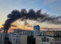 Россия нанесла удар по 12-этажному дому в Киеве: стало известно о первых жертвах
