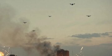 Два судна в Азове и железнодорожный мост: дроны атаковали Ростовщину ночью