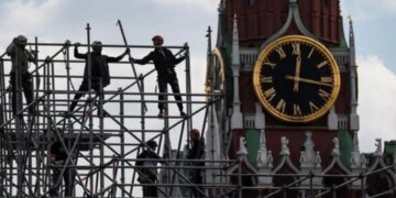 В РФ выдумали удары по НПЗ, чтобы пожаловаться Трампу на Украину, а доказательства состряпать забыли