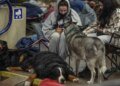 Удар РФ по Киеву повредил красную линию метро: есть погибшая и раненые