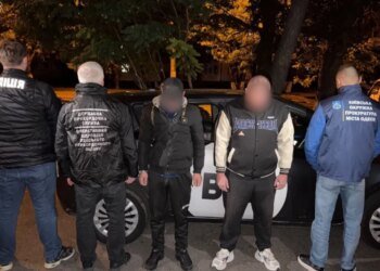 Обещал должность оператора дронов и командировку в Европу за 3500 долларов: в Одессе задержали мошенника