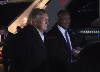 Скандал в Вашингтоне: Трамп соврал о единогласной поддержке его дружбы с Путиным. ВИДЕО