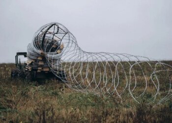 Украинские города подготовят к круговой обороне: Зеленский ввел в действие решение СНБО