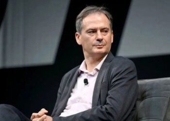 Христо Грозев назвал неочевидные, но очень важные плюсы от проигрыша Вучича на выборах в Сербии