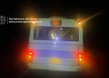 Пассажиры автобуса не пострадали во время атаки в Запорожье
