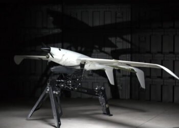 В Україні представили новий ударний дрон Stormbird від Skyeton