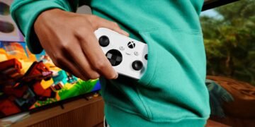 Microsoft представила найменший контролер Xbox за $50