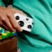 Microsoft представила найменший контролер Xbox за $50