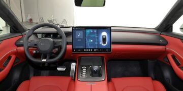 Xiaomi навчила електромобілі SU7 та YU7 плавніше маневрувати в міському трафіку