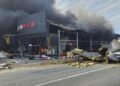 РФ ударила реактивным дроном по супермаркету возле Одессы: фото последствий