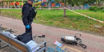 Обломки дрона упали в парке «Орленок» в Киеве, есть раненые
