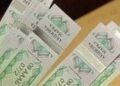 Кабмин упростил для производителей алкоголя и табака порядок подачи заявок на акцизные марки