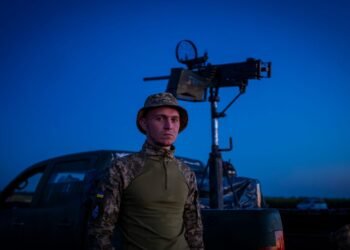 Воздушные силы сбили три из четырех ракет и 112 дронов: как ПВО отразило ночную атаку РФ