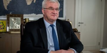 Россию нужно загнать в угол, чтобы были настоящие переговоры: интервью с Андреем Сибигой