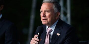 Уиткофф прибыл в Петербург: что известно о переговорах США и РФ