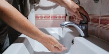 В Киеве перебои с водоснабжением после атаки РФ
