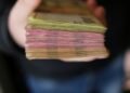 Средняя зарплата в Украине в сентябре выросла на 4% и составила 33,153 тыс. грн – Госстат