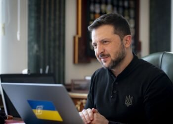 Зеленский ответил улыбкой на вопрос о роли «козла отпущения» для Трампа