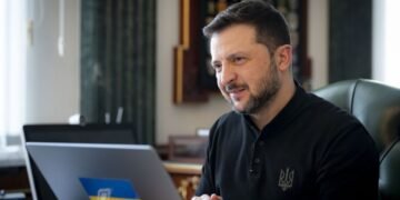 Зеленский ответил улыбкой на вопрос о роли «козла отпущения» для Трампа